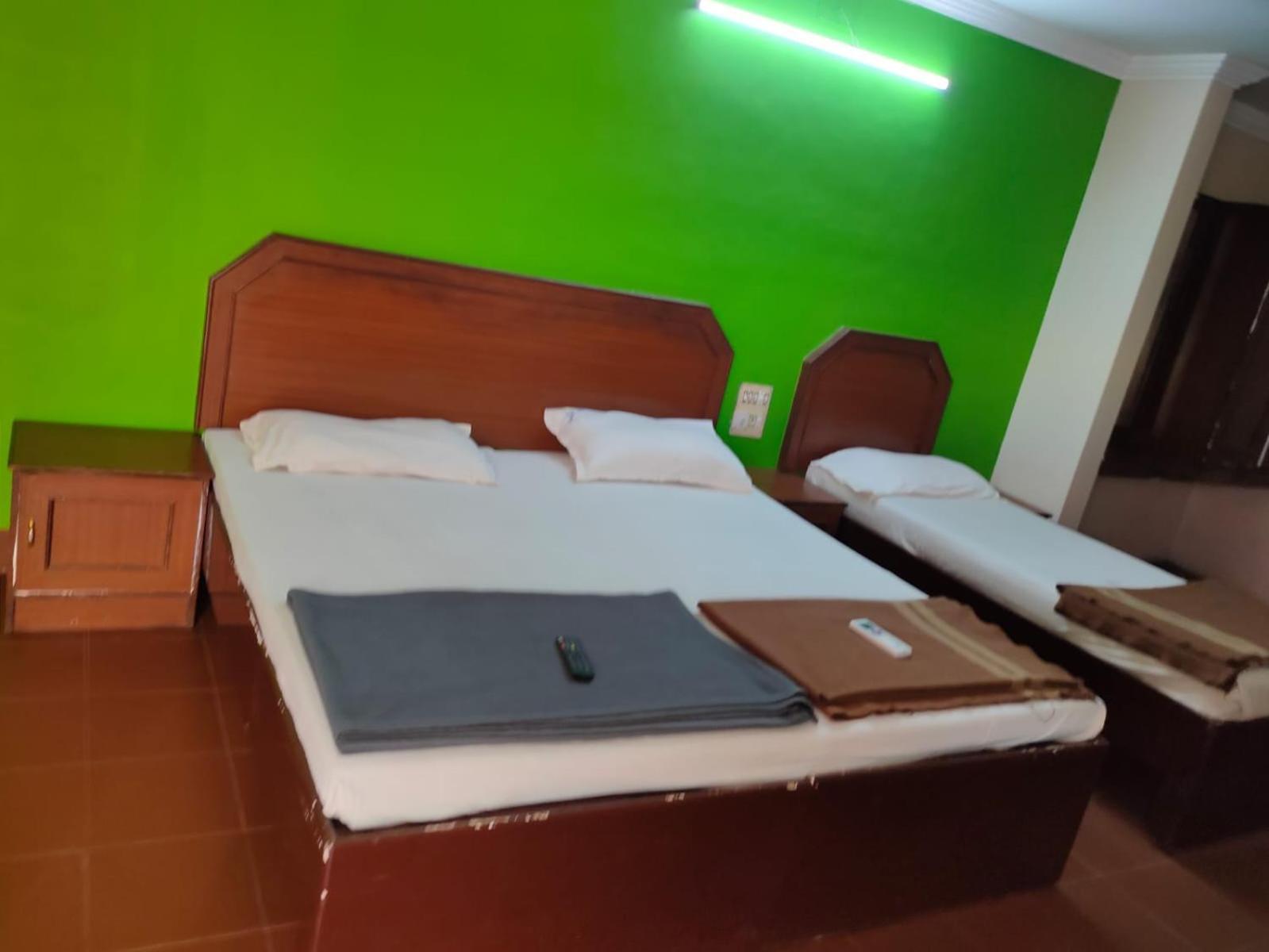 Anjana Hotels Theni Dış mekan fotoğraf